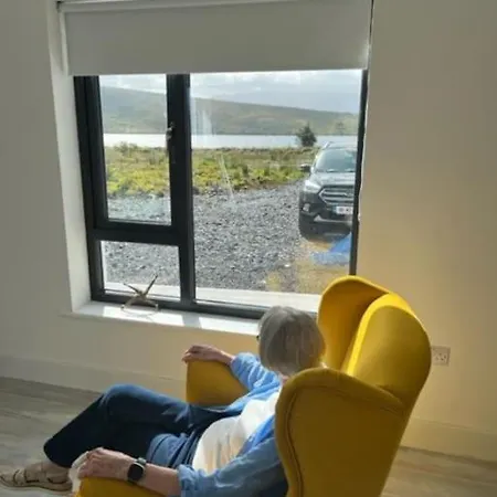 Shore Road, Achill Island * Cashel (Mayo)